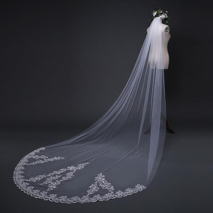 Beautiful Lace Appliques Tulle Long Wedding Veil V36 - Simibridaldresses