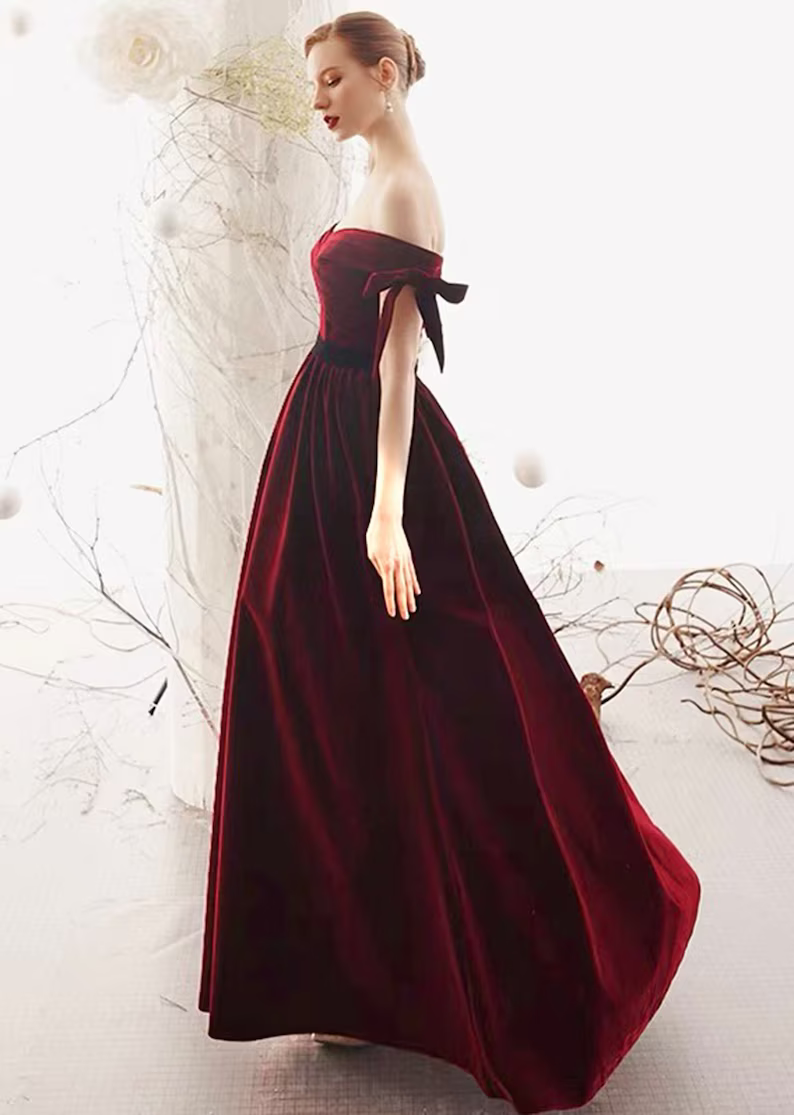 Off-the-shoulder Wine Ball gown Velvet Sweetheart A-line Prom Dress Y0464