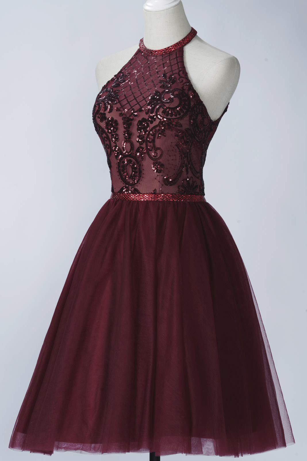 Halter Burgundy Lace Appliqued Tulle Short Homecoming Dresses