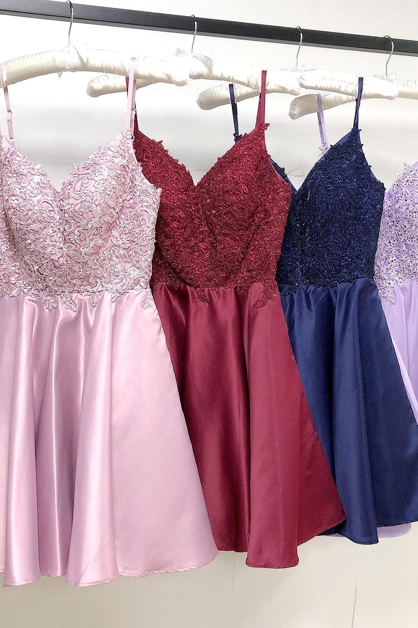 A Line V-Neck Homecoming Dresses with Pockets for Juniors Graduation Party Gown