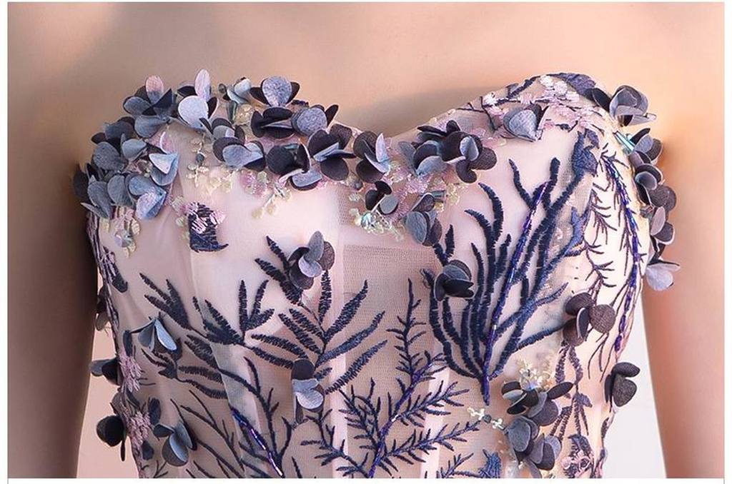 Puffy Sweetheart Tulle Appliqued Knee Length Homecoming Dresses