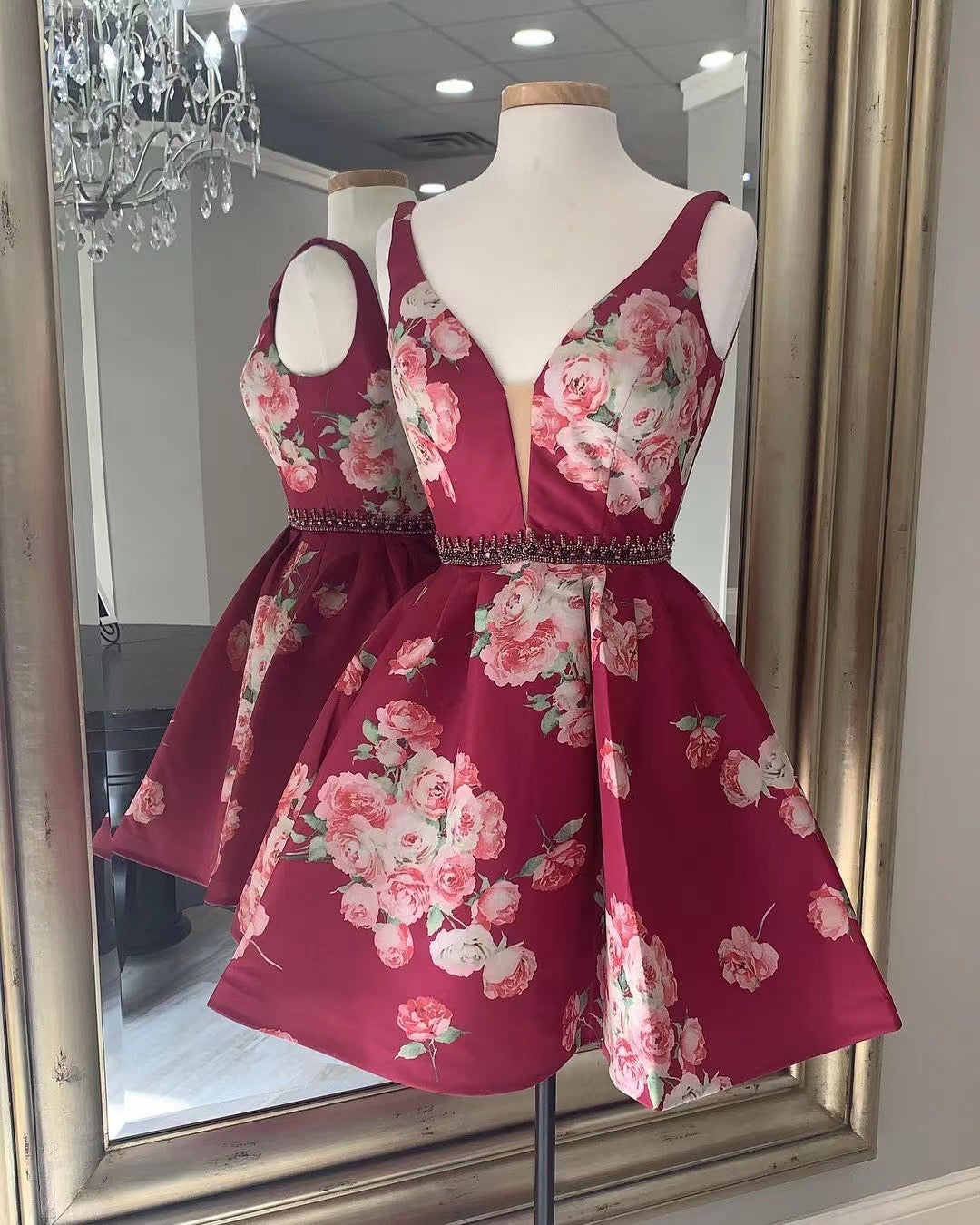 Short V-neck A Line Cute Prom Dresses Homecoming Dresses Y0185