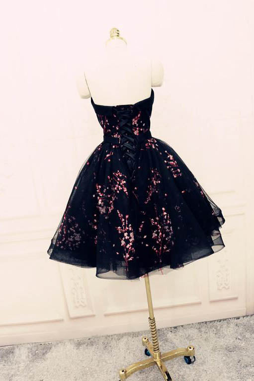 Black Cute Puffy Sweetheart Tulle Appliqued Homecoming Dress
