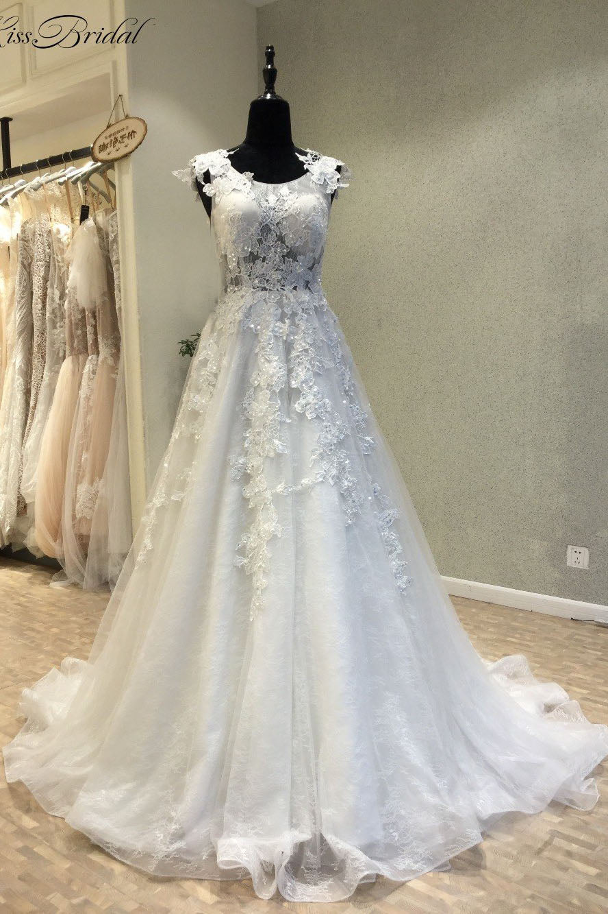 Cheap A Line Lace Beach Wedding Dress with Appliques, New Sleeveless Bridal Dress N1636