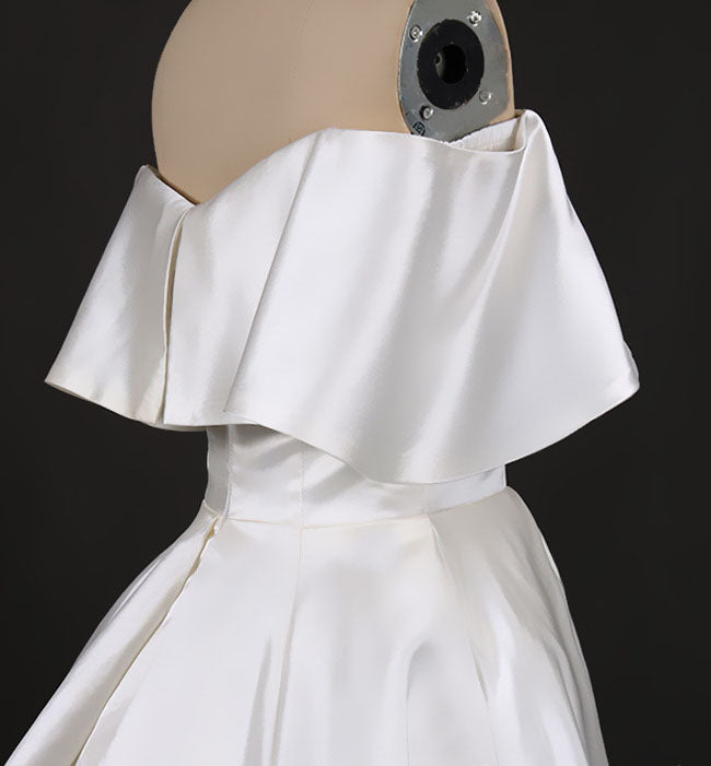 Gorgeous Strapless Ball Gown Long Wedding Dresses Off the Shoulder Bridal Dresses N2289