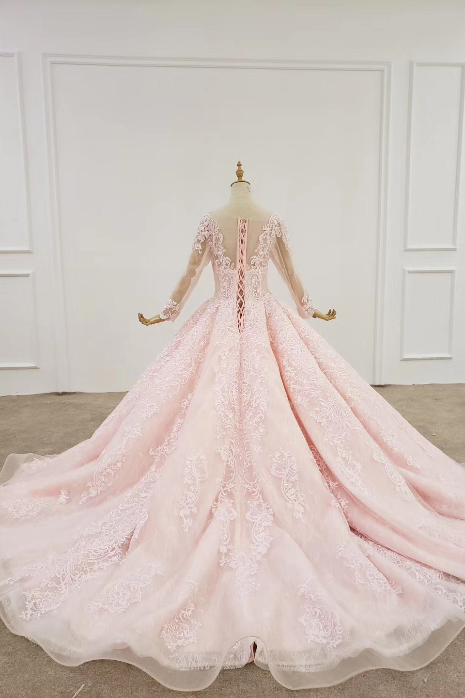 Ball Gown Long Sleeves Lace Prom Dress Gorgeous Wedding Dress Quinceanera Dress N2654