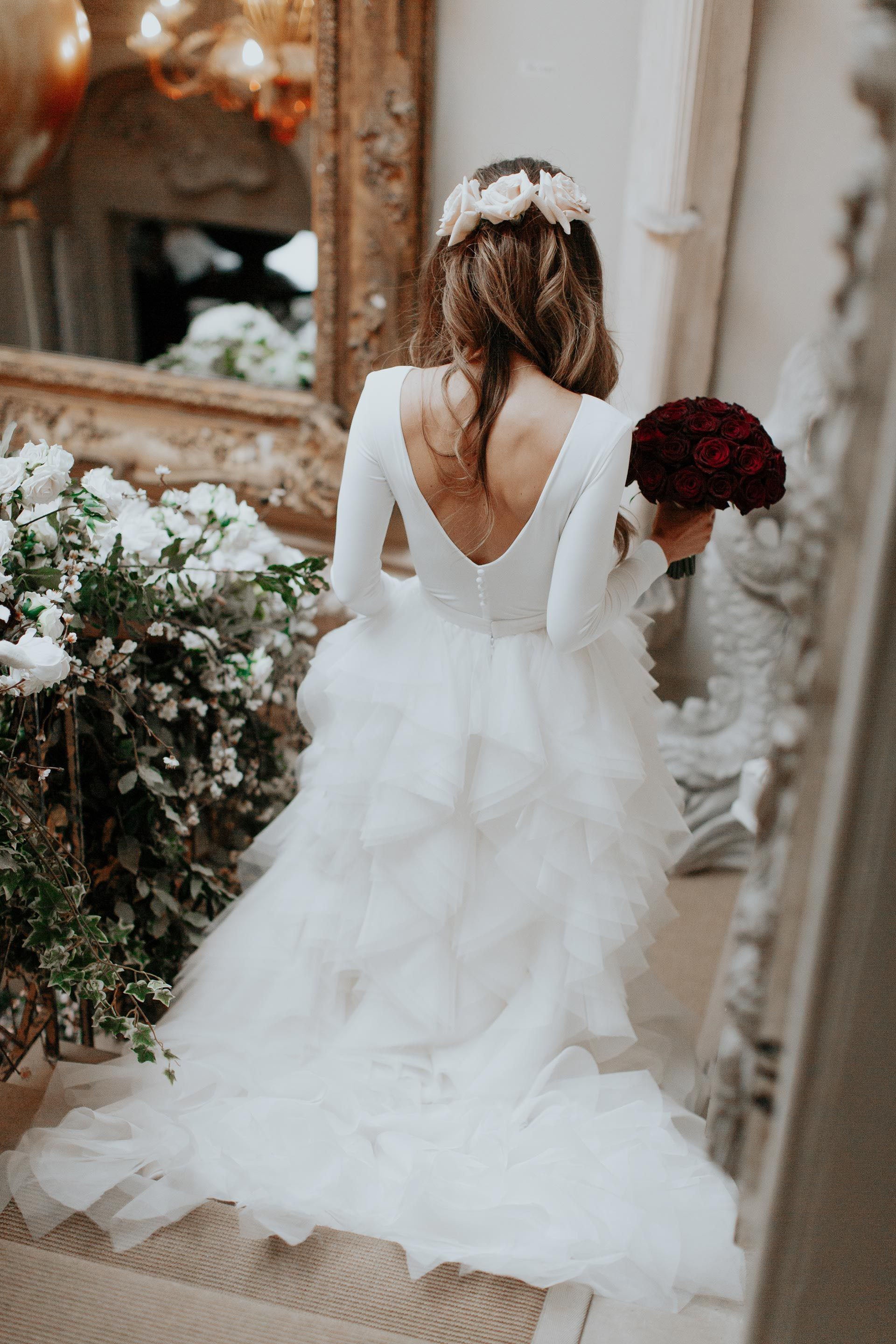 A Line Ivory Sweep Train Tulle Long Sleeves Long Beach Wedding Dresses with Ruffles N2211