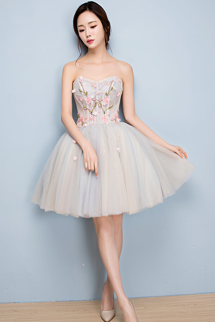 A Line Sweetheart Tulle Short Homecoming Dresses with Appliques N1730