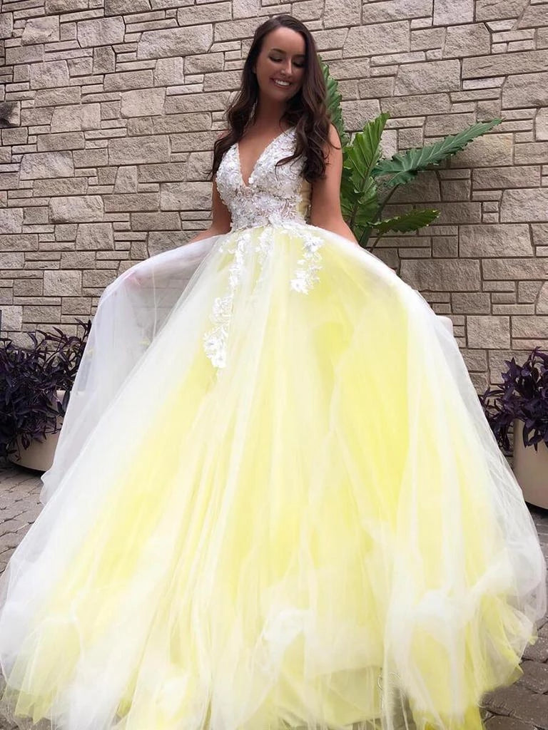 Stunning Lace Applique Long Prom Dress Quinceanera Dress with Flowers N2035