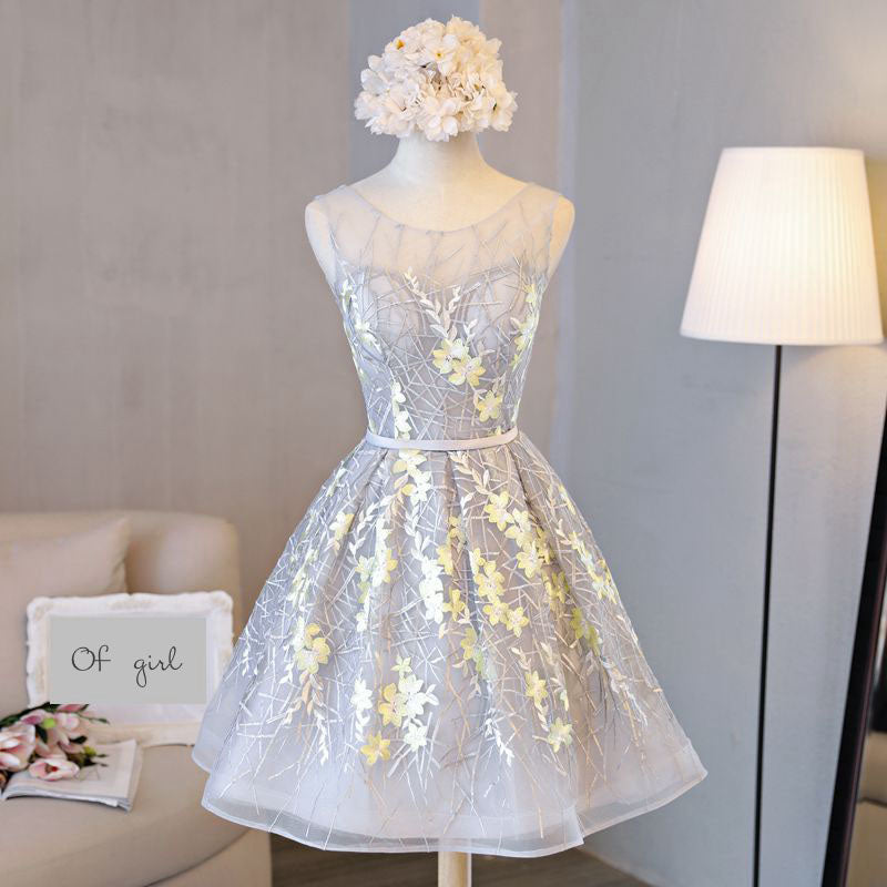 A Line Sleeveless Appliqued Tulle Open Back Homecoming Dresses With Belt