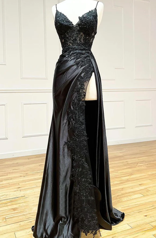 files/black-spaghetti-straps-lace-apliques-prom-dress-with-slit-1.png