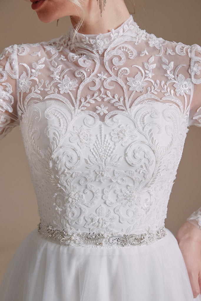 A Line Lace Appliques Long Sleeve Tulle Chapel Train Wedding Dresses