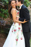 A Line V-Neck Sleeveless Floral Appliques Lace Prom Dresses