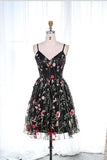 Black Spaghetti Straps Sleeveless Homecoming Dresses with Lace Flowers