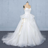 Ball Gown Sweetheart Tulle Ivory Wedding Dresses Gorgeous Sweep Train Bridal Dresses N2350