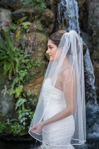 products/1T_Layer_Fingertip_Length_Wedding_Veil.jpg