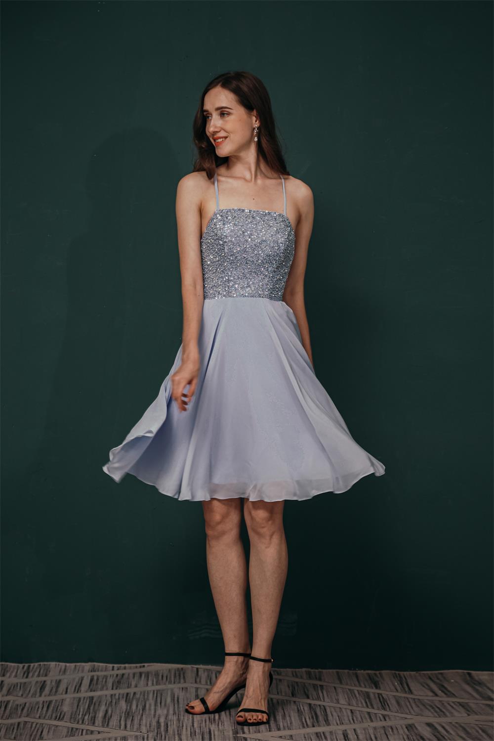 Cute Beading Chiffon Knee Length Short Homecoming Dresses Y301039