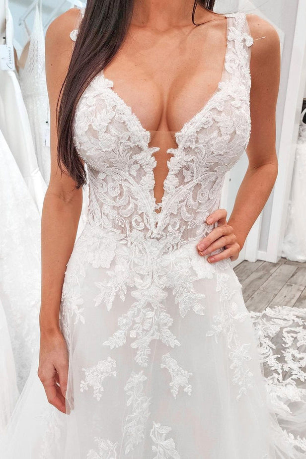 Charming V-neck Tulle Lace Appliques Wedding Dresses N076