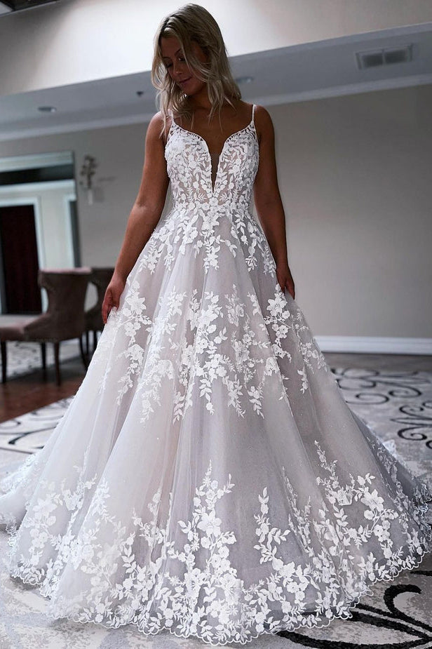 Charming Ball Gown V Neck Tulle Wedding Dresses with Appliques N107