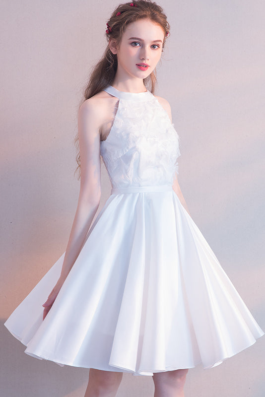 Elegant Halterneck White Sleeveless Short Homecoming Dress