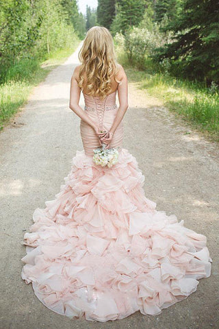 products/Gorgeous_lace_up_wedding_gown.jpg