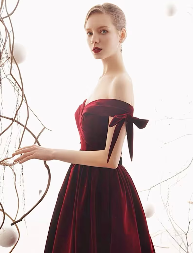 Off-the-shoulder Wine Ball gown Velvet Sweetheart A-line Prom Dress Y0464