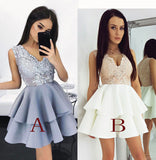 A Line Sleeveless V-Neck Short Homecoming Dresses with Appliques