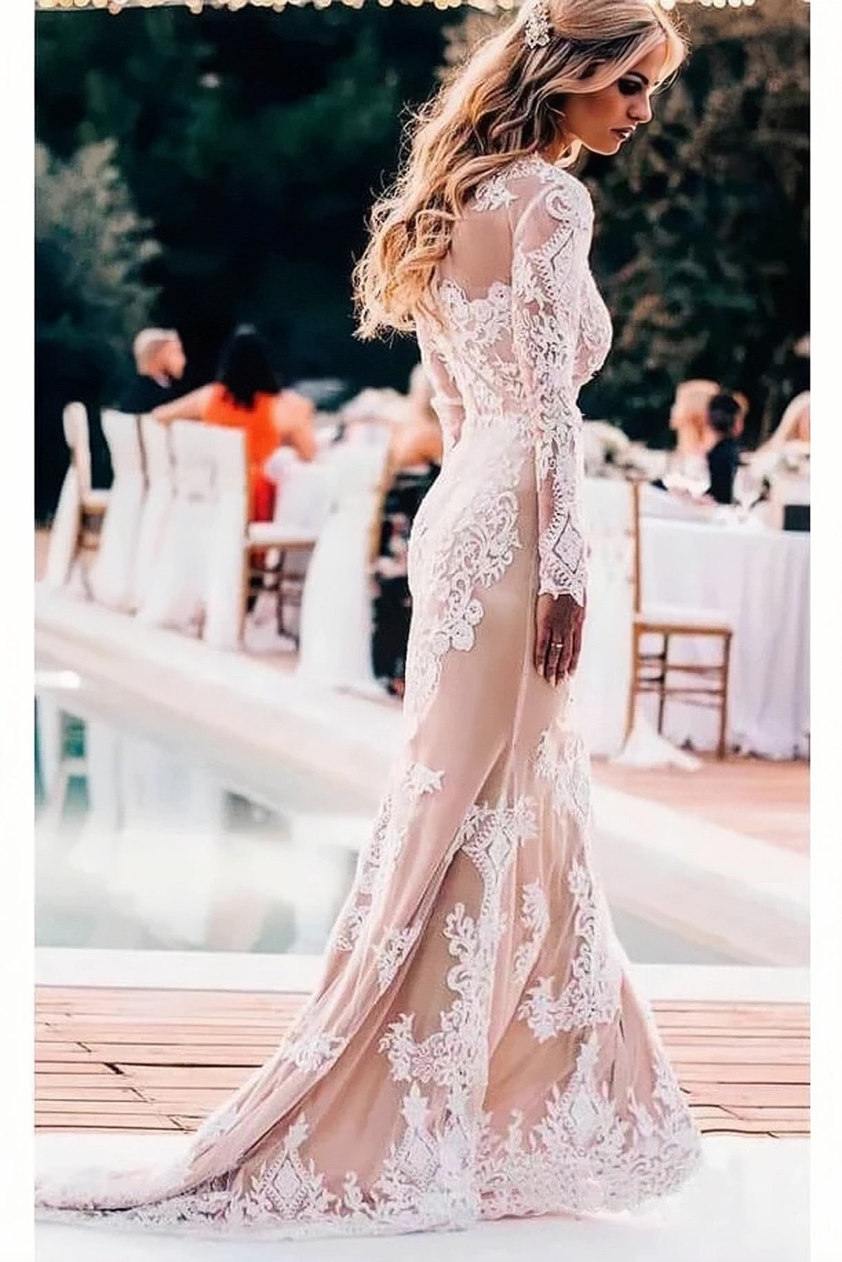 Vintage Long Sleeve Mermaid Lace Applique Wedding Dresses Beach Wedding Gowns N2020
