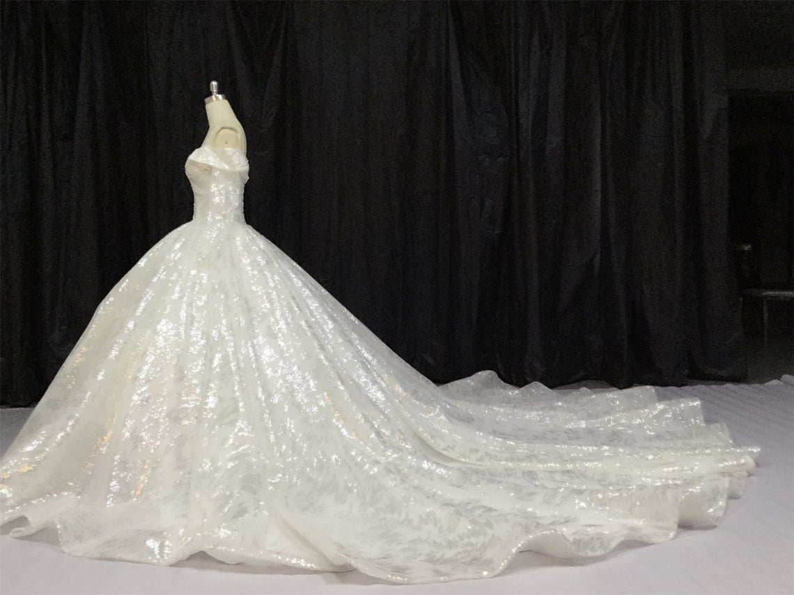 Amazing Ball Gown Glitter Off The Shoulder Lace Up Back Wedding Dresses Y0163