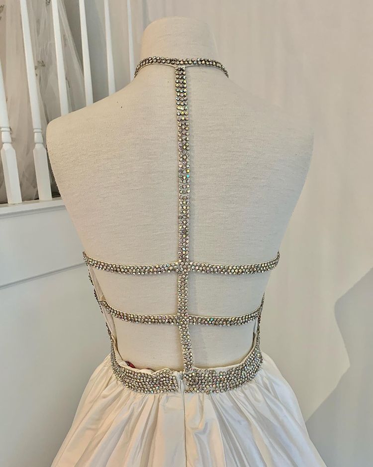 Chic Beautiful Long A Line Ivory Satin Beading Prom Dresses Elegant Event Dresses Y0316