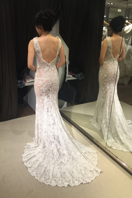 Sexy Mermaid Ivory V-Neck Sleeveless Sweep Train Lace Prom Dresses N442