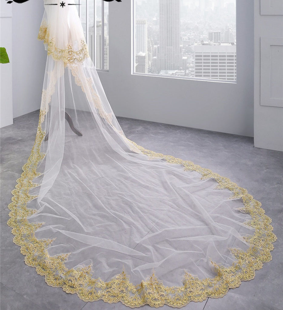 Luxury 3.5 Meters Gold Lace Edge Two Layers Wedding Veils with Comb V008