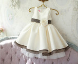 A-line Jewel Neck Girl Dresses Sleeveless Satin Tulle Flower Girl Dresses with Flowers F007