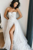 Charming A Line Sweetheart Tulle Wedding Dresses with Beading N082
