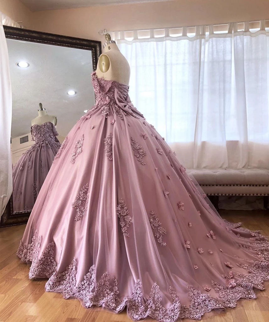 Gorgeous Off the Shoulder Lace Appliques Tulle Quinceanera Puffy Ball Gown Prom Dresses