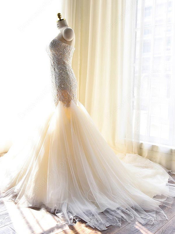Gorgeous Ivory Sweetheart Tulle Mermaid Lace-Appliques Wedding Dresses N341