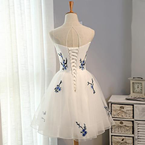 New Arrival Embroidery Flowers Sleeveless Short Tulle Homecoming Dresses