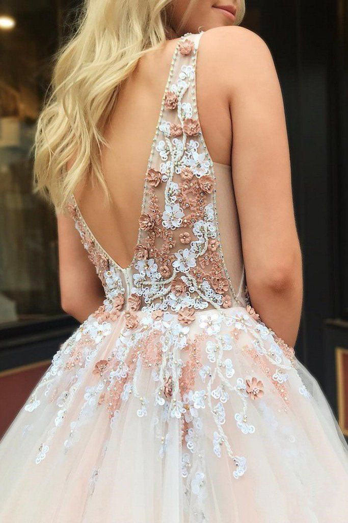 A Line Deep V-Neck Sleeveless Tulle Prom Dress with Appliques N2673