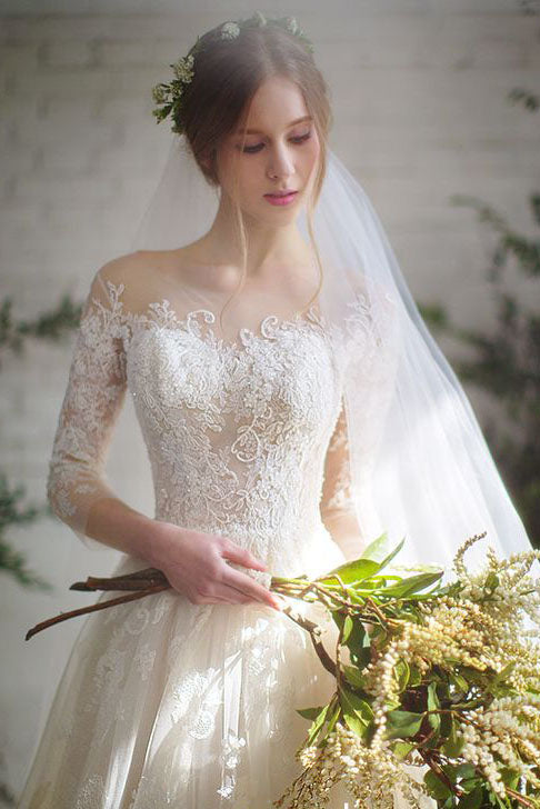 Romantic 3/4 Sleeves Illusion Neckline Lace Appliqued Wedding Dresses N2555