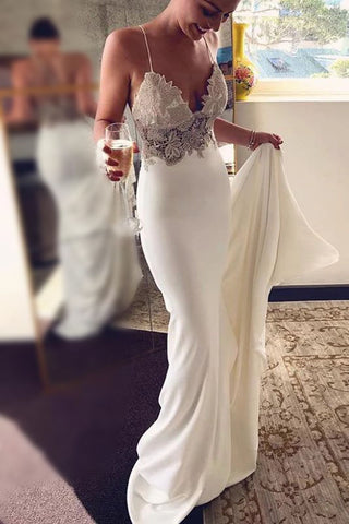 products/sexy_spaghetti_strap_bridal_dress_with_appliques_1024x1024_24db01a3-c731-47ff-b6d9-0343cb3cd268.jpg