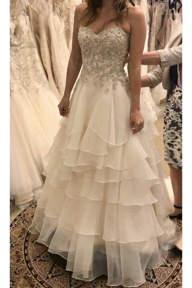 Romantic Sweetheart Beaded Bodice tiered Wedding Dress, Long Beautifully Bridal Dress N1456