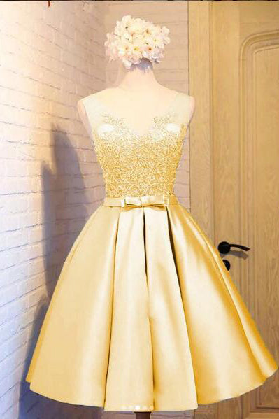 A Line V-Neck Sleeveless Satin Graduation Dresses with Lace Appliques Cute Homecoming Gown N2061