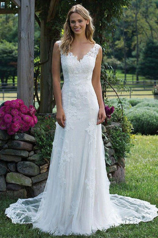 products/vintage_v_neck_sleeveless_white_lace_wedding_dress_7ec10a72-14e1-4056-a7f9-229c35ede2d5.jpg