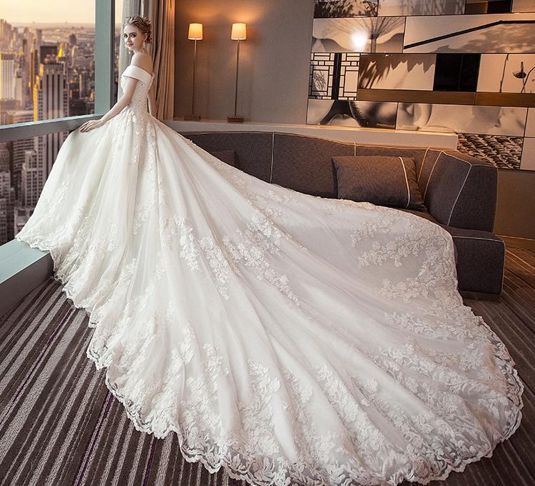 Elegant Wedding Dresses Long Sleeves Scoop Neck Sweep Train Lace Bridal  Gowns | eBay